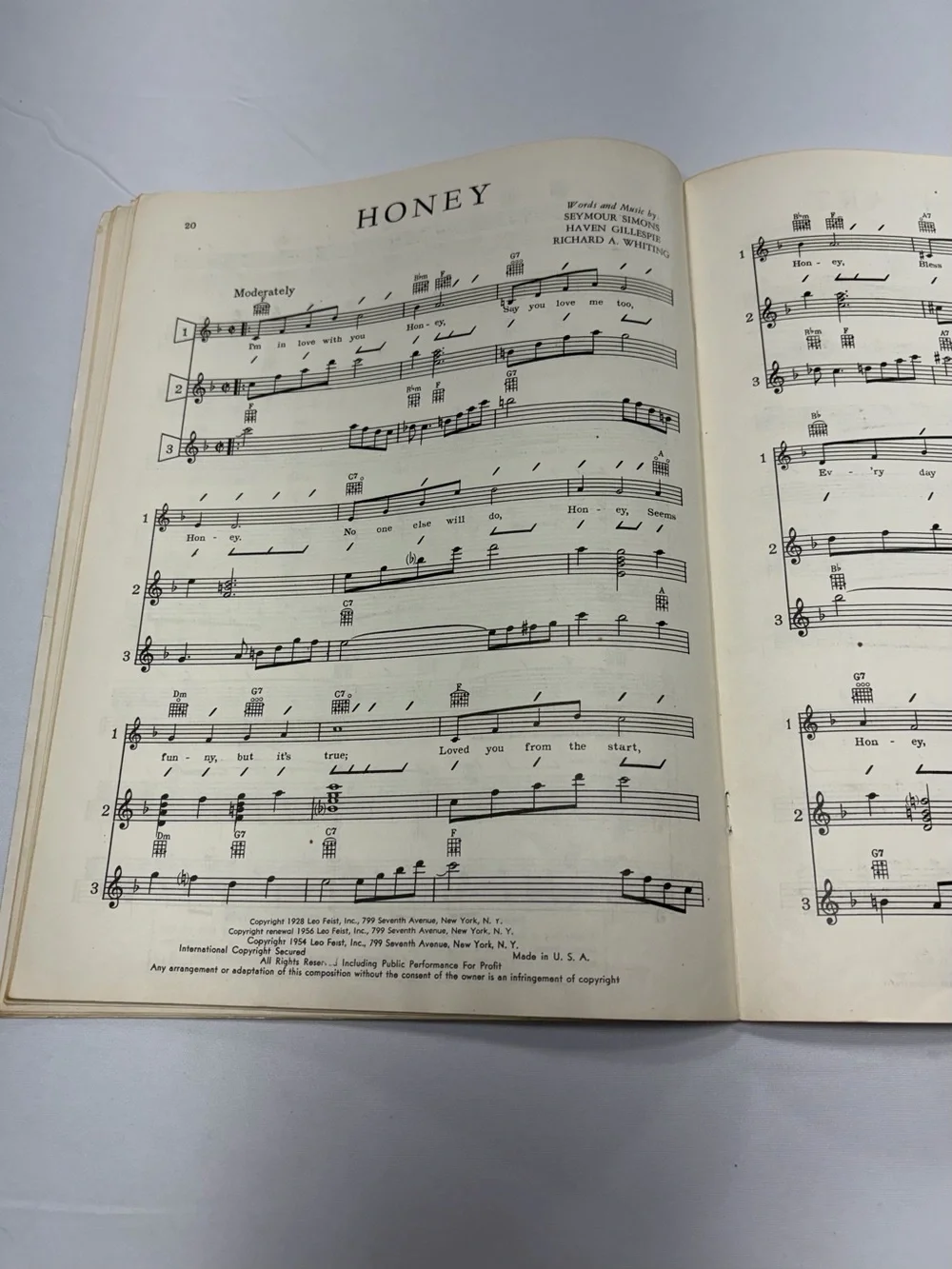 Vintage Roy Smeck Spanish Guitar Solos Sheet Music Book 1954 Robbins Music